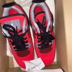Nike Air Jordan 4